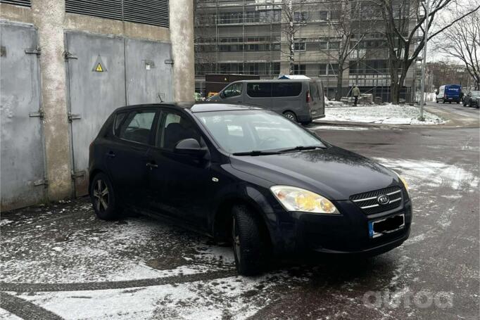 Kia Cee'd 1 generation Hatchback 5-doors