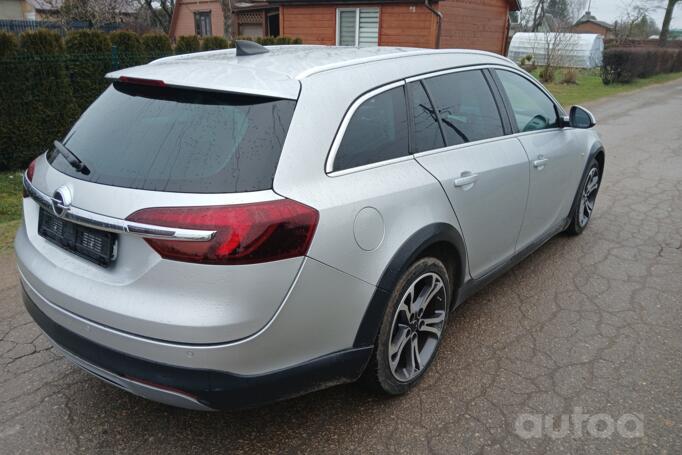 Opel Insignia A [restyling] Country Tourer wagon 5-doors