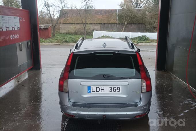 Volvo V50 1 generation [restyling]