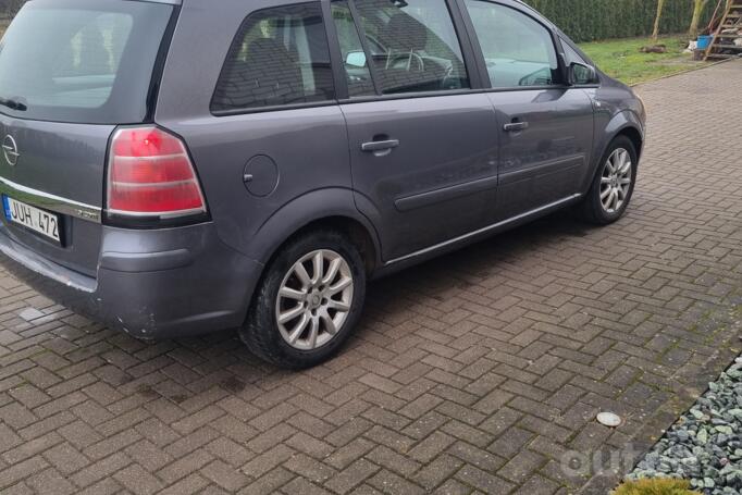 Opel Zafira B Minivan 5-doors