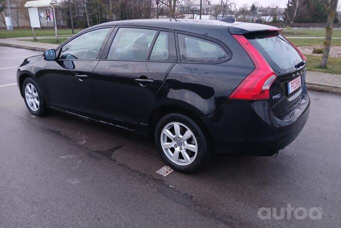 Volvo V60 1 generation [restyling] wagon 5-doors