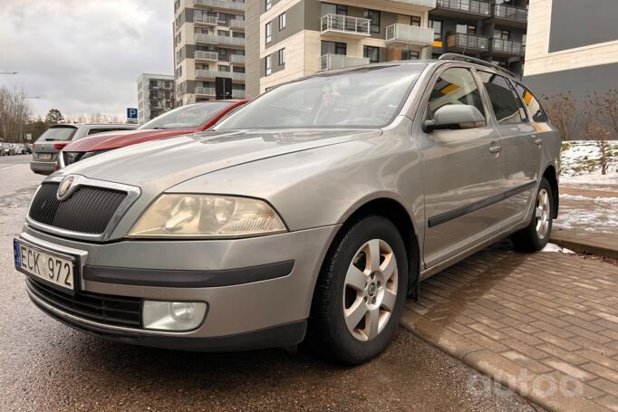 Skoda Octavia 2 generation Combi wagon 5-doors