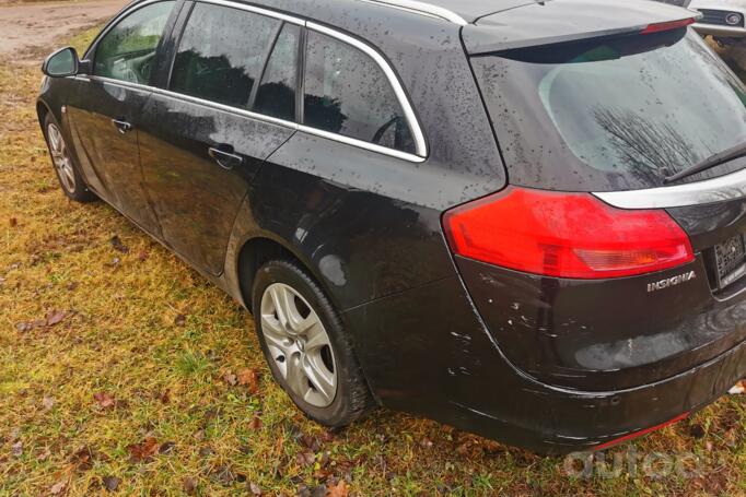 Opel Insignia A Sports Tourer wagon 5-doors