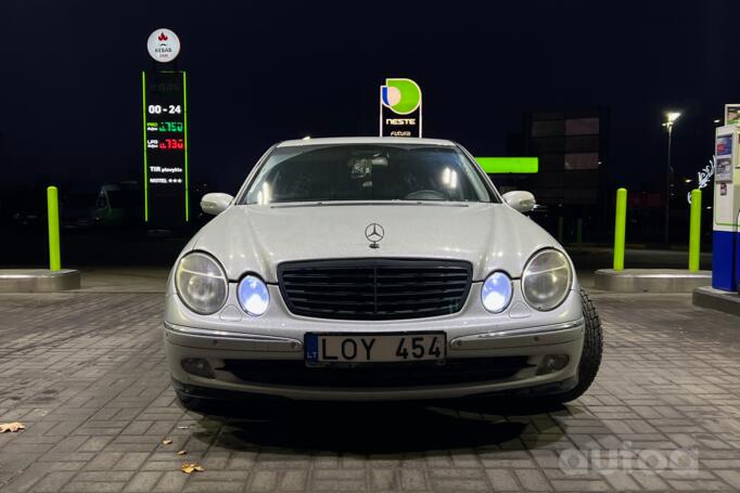 Mercedes-Benz E-Class W211 Sedan