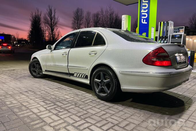 Mercedes-Benz E-Class W211 Sedan