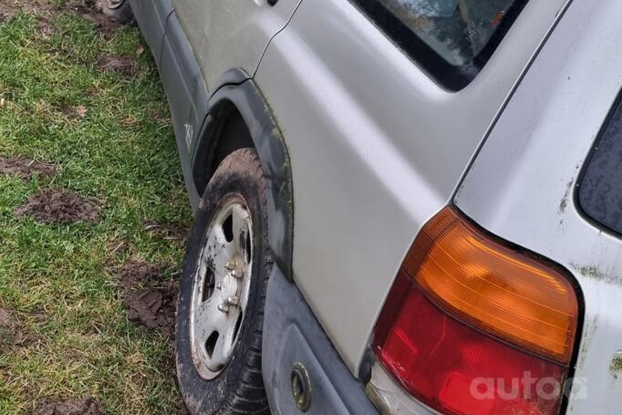 Subaru Forester 1 generation Crossover 5-doors