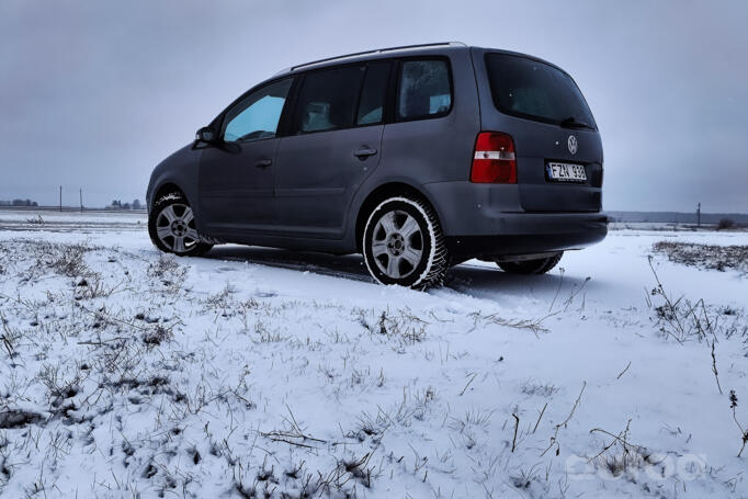 Volkswagen Touran 1 generation Minivan