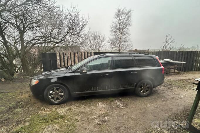 Volvo V70 3 generation wagon