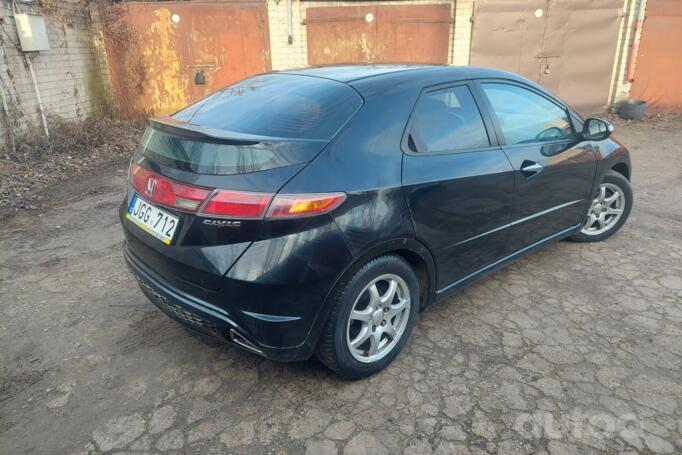 Honda Civic 8 generation [restyling] Hatchback 5-doors