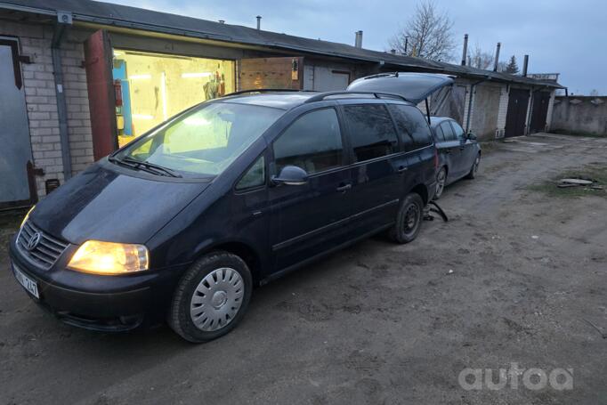 Volkswagen Sharan 1 generation [2th restyling] Minivan