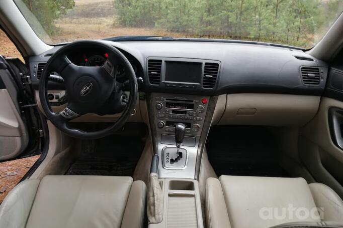 Subaru Outback 3 generation wagon