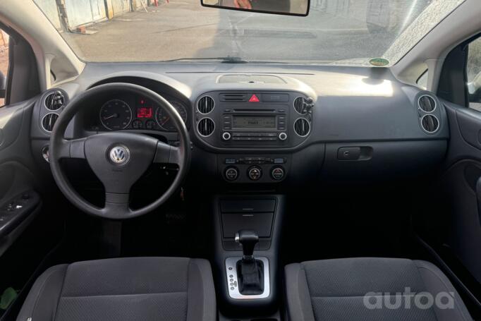 Volkswagen Golf Plus 1 generation