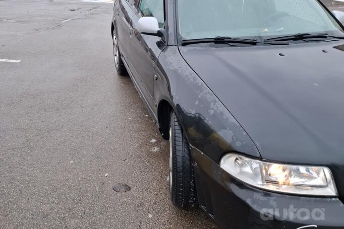 Audi A4 B5 Avant wagon 5-doors