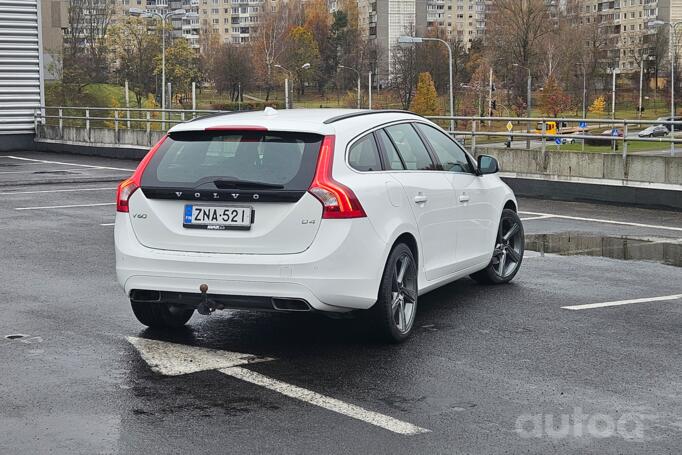 Volvo V60 1 generation [restyling] wagon 5-doors