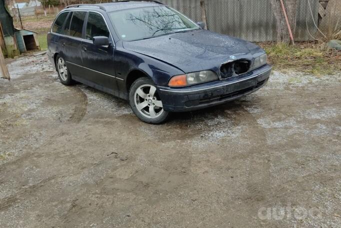 BMW 5 Series E39 Touring wagon