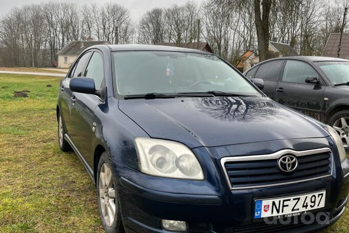 Toyota Avensis 2 generation Sedan