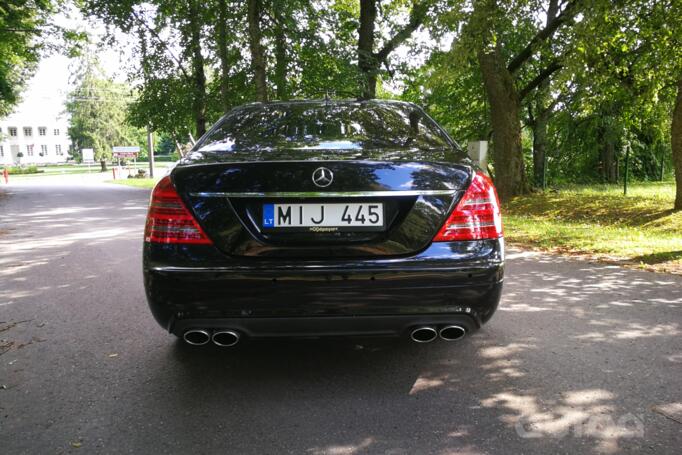 Mercedes-Benz S-Class W221 Sedan Long