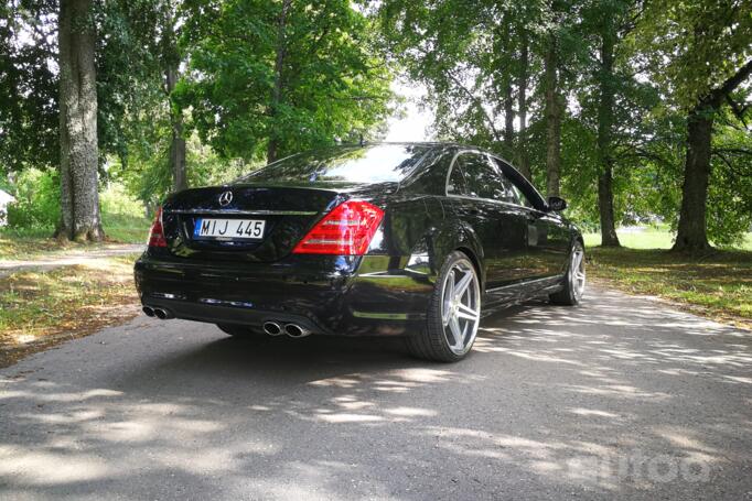 Mercedes-Benz S-Class W221 Sedan Long