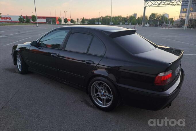 BMW 5 Series E39 Sedan 4-doors