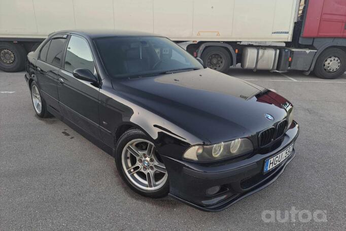 BMW 5 Series E39 Sedan 4-doors