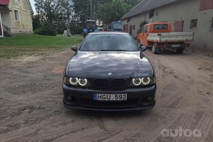 BMW 5 Series E39 Sedan 4-doors