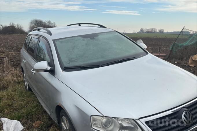 Volkswagen Passat B6 wagon 5-doors