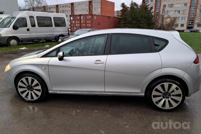 SEAT Leon 2 generation Hatchback 5-doors