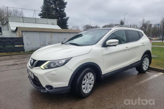 Nissan Qashqai 2 generation Crossover