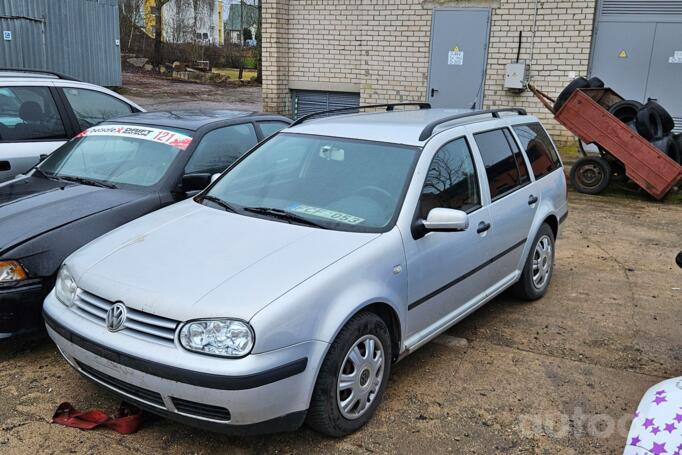 Volkswagen Golf 4 generation wagon