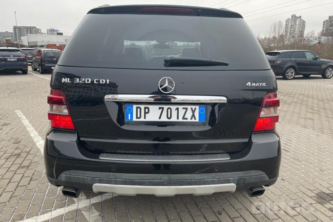 Mercedes-Benz M-Class W164 Crossover 5-doors