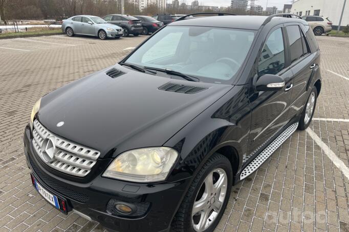 Mercedes-Benz M-Class W164 Crossover 5-doors