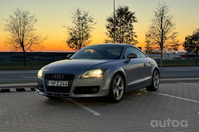 Audi TT 8J Coupe