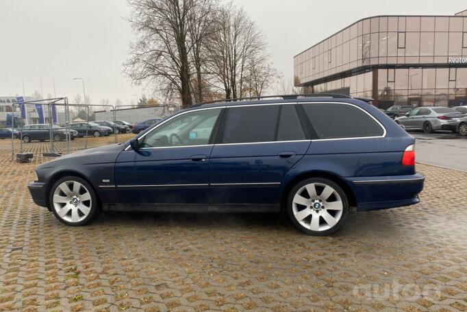 BMW 5 Series E39 Touring wagon