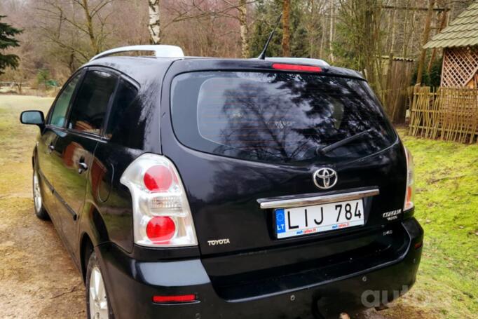 Toyota Corolla Verso 1 generation [restyling] -2 generation