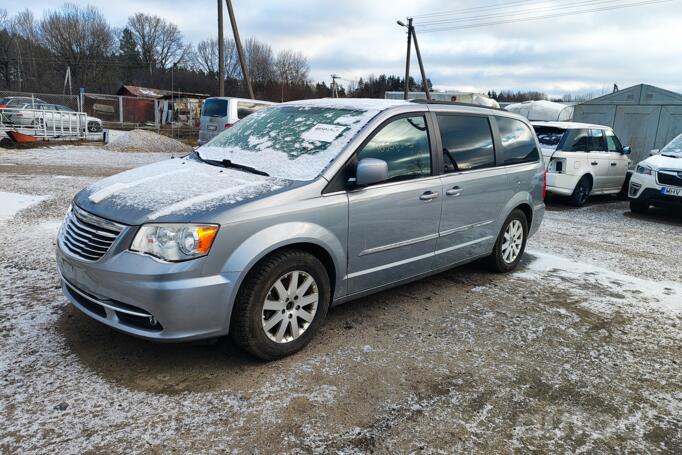 Chrysler Town & Country 5 generation [restyling]