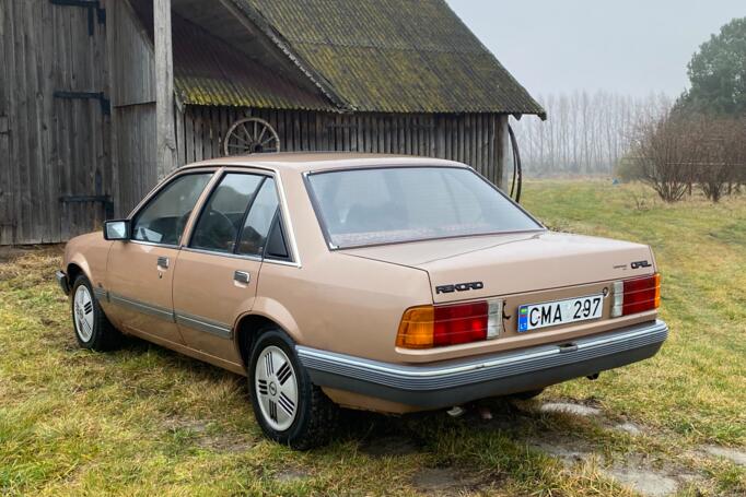 Opel Rekord B Sedan