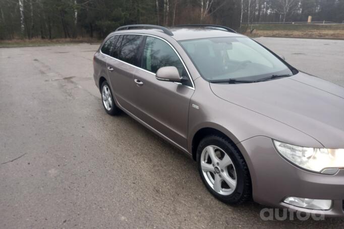 Skoda Superb 2 generation Combi wagon