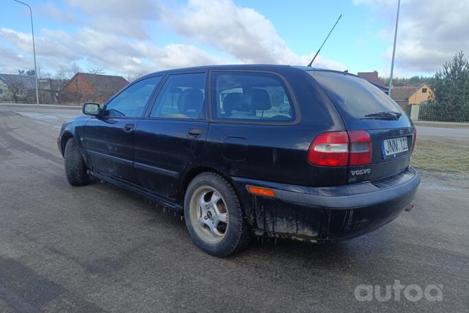 Volvo V40 1 generation [2th restyling] wagon