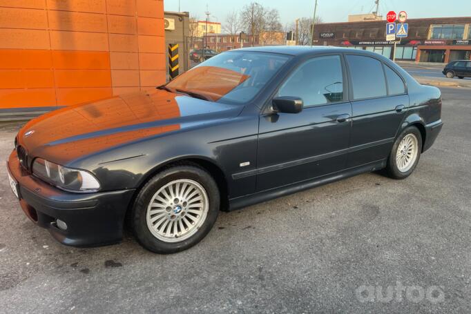 BMW 5 Series E39 Sedan 4-doors