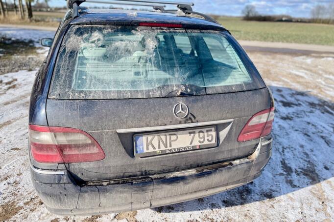 Mercedes-Benz E-Class W211/S211 wagon 5-doors