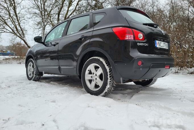 Nissan Qashqai 1 generation Crossover 5-doors