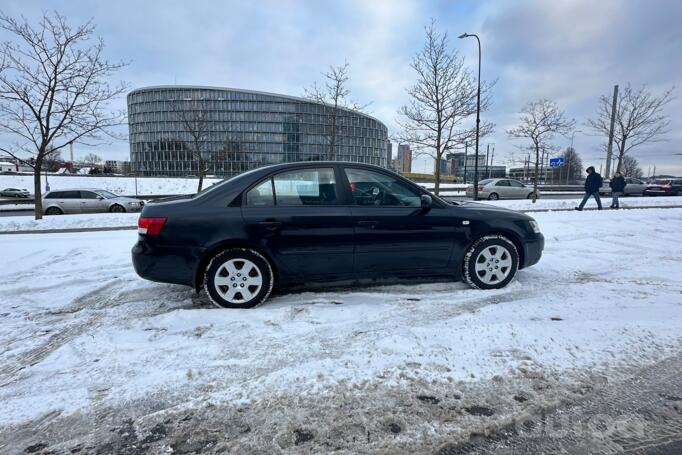 Hyundai Sonata NF Sedan