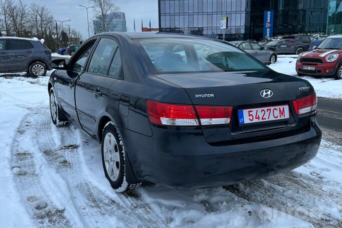 Hyundai Sonata NF Sedan