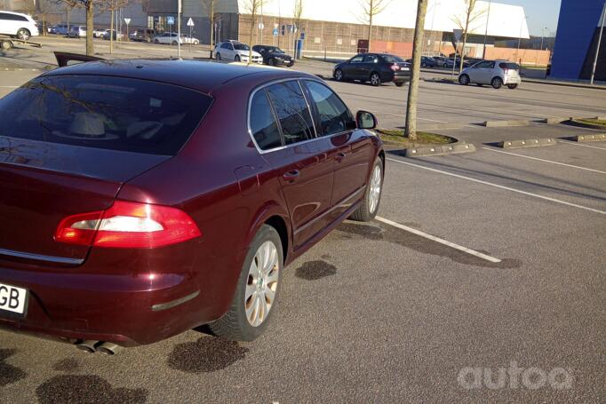 Skoda Superb 2 generation Combi wagon