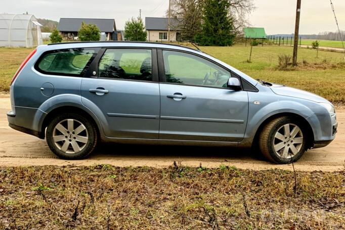 Ford Focus 1 generation [restyling] wagon 5-doors