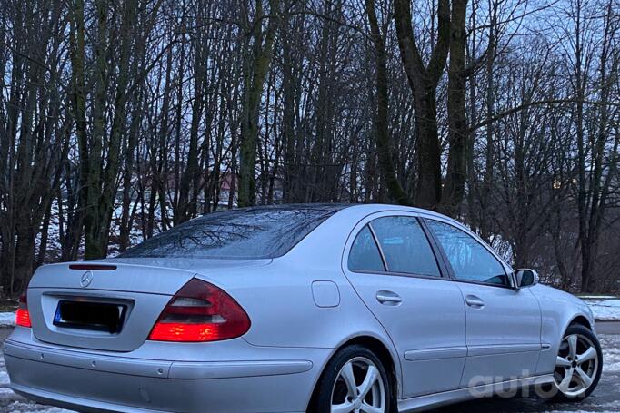 Mercedes-Benz E-Class W211 Sedan