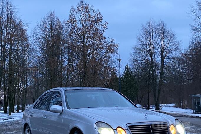 Mercedes-Benz E-Class W211 Sedan