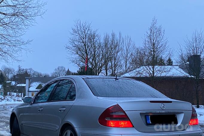 Mercedes-Benz E-Class W211 Sedan