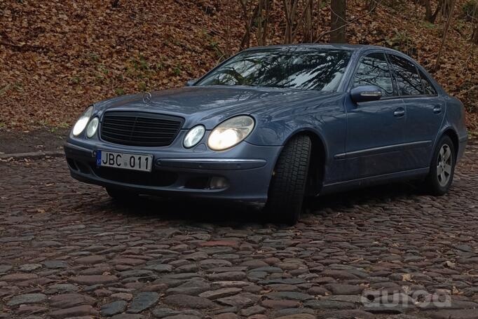 Mercedes-Benz E-Class W211 Sedan