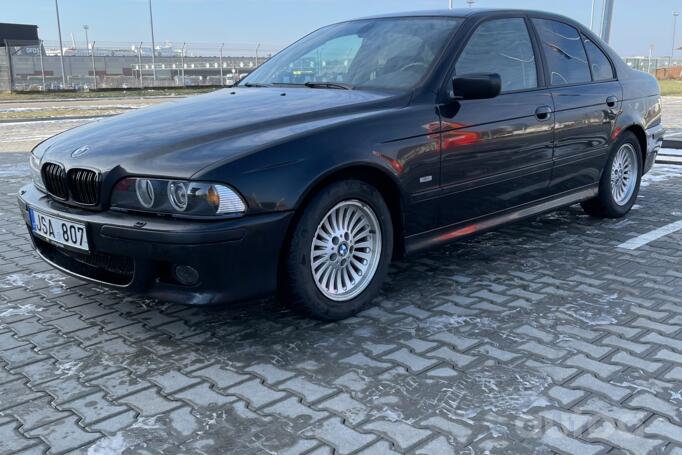 BMW 5 Series E39 Sedan 4-doors